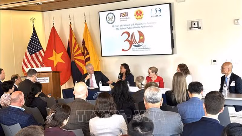 Обсуждение в рамках беседы. Фото: ВИА