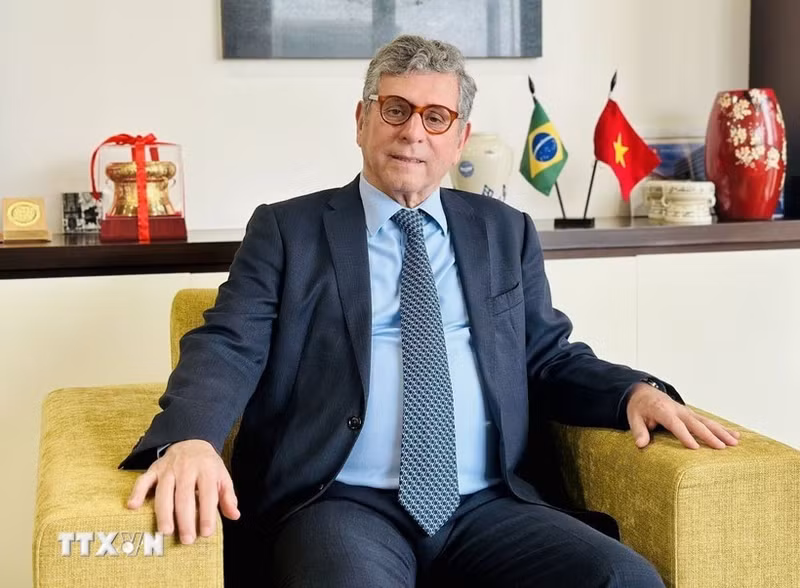 Посол Бразилии во Вьетнаме Марко Фарани. (Фото: ВИA)