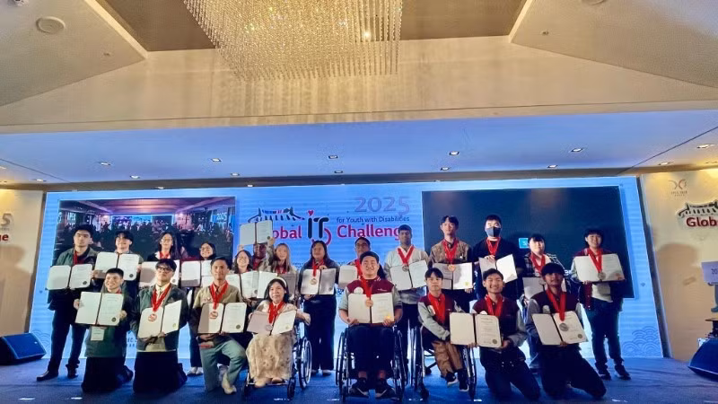 Лауреаты конкурса. Фото: Компания «Nghị Lực Sống» (Воля к жизни)