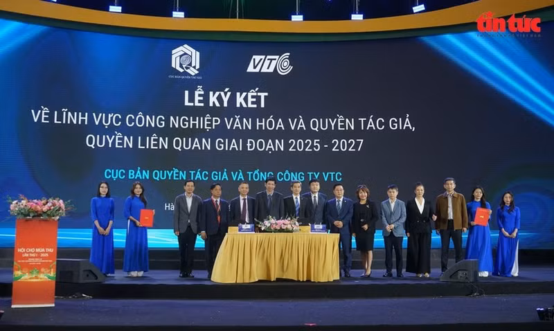 Департамент авторского права и корпорация VTC подписали соглашение о защите авторских прав на контент в цифровой среде - важный шаг в укреплении управления и охраны объектов интеллектуальной собственности в онлайн-пространстве. (Фото: ВИА)