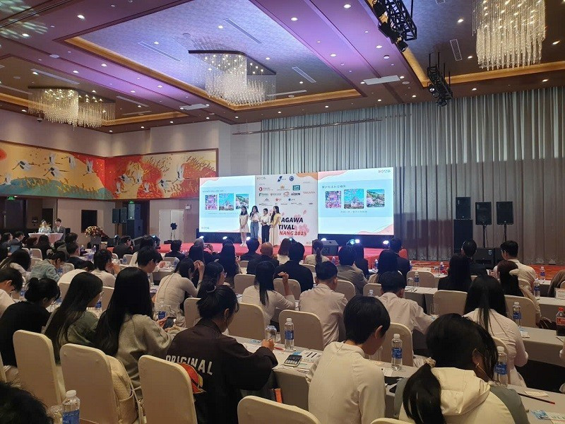 На конкурсе выступлений и презентаций на японском языке, состоявшемся в рамках 4-го фестиваля Канагава в Дананге 13 ноября. (Фото: baodautu.vn)