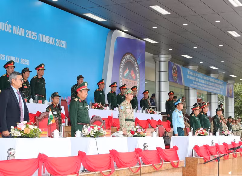 Делегаты присутствуют на церемонии открытия. (Фото: ВИА)