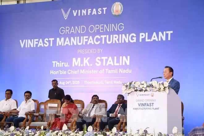 145517-vinfast-khanh-thanh-nha-may-lap-rap-o-to-dien-tai-an-do.jpg