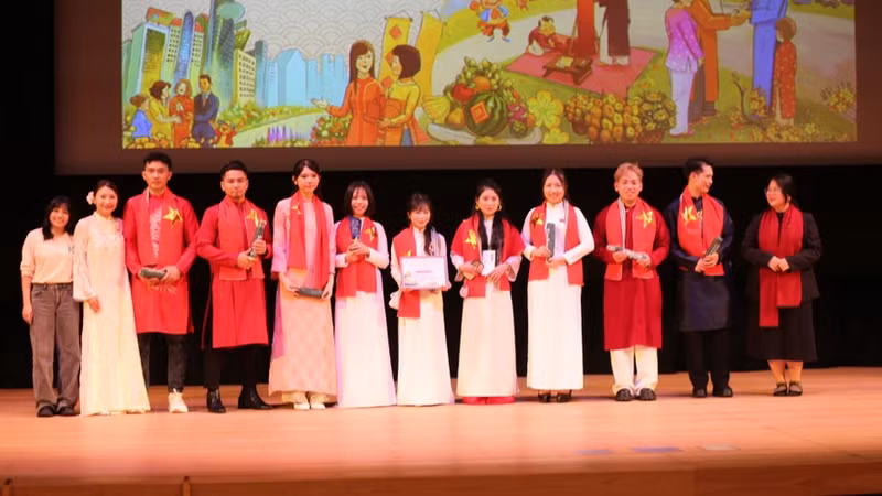 Программа «Весна на Родине – 2026» в Тояме привлекла многочисленных представителей вьетнамской общины в префектуре Тояма, а также японских друзей.