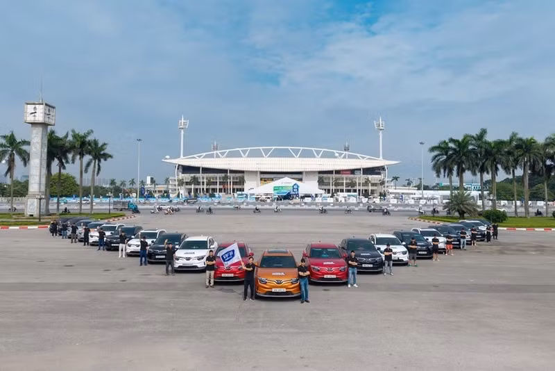 Второй год подряд VinFast возглавляет автомобильный рынок Вьетнама, установив рекорд продаж - 175 099 автомобилей в 2025 году. (Фото: ВИА)