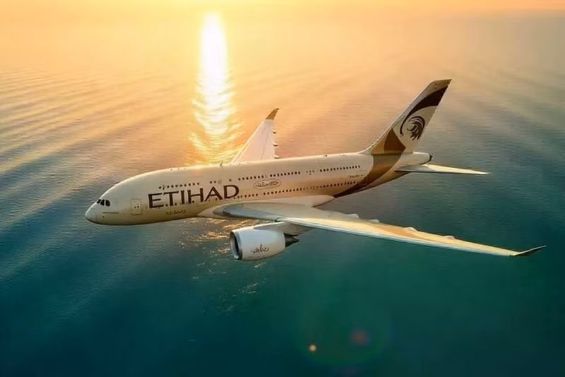 Самолет авиакомпании Etihad Airways из Абу-Даби, ОАЭ. (Источник: Caspian Post)