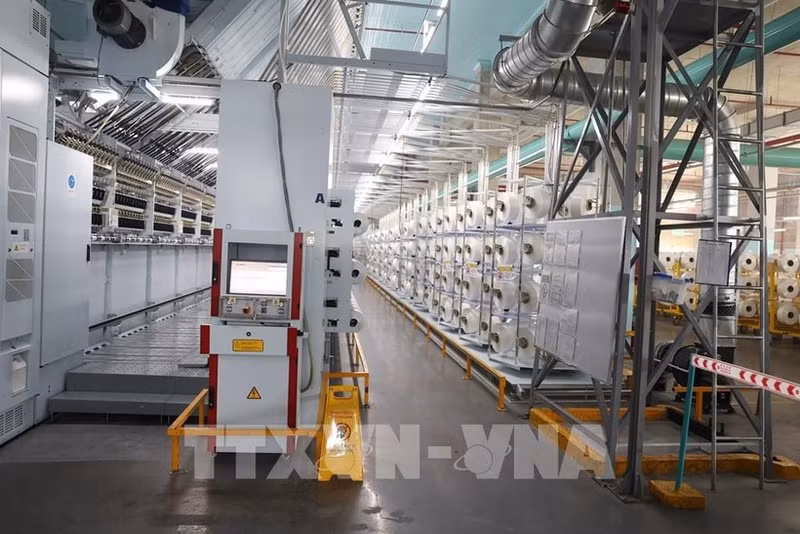 Фабрика по производству пряжи компании Unitex Textile Dyeing Co., Ltd. применяет новые технологии, оптимизирующие производственный процесс по автоматизированной модели. (Фото: ВИА)