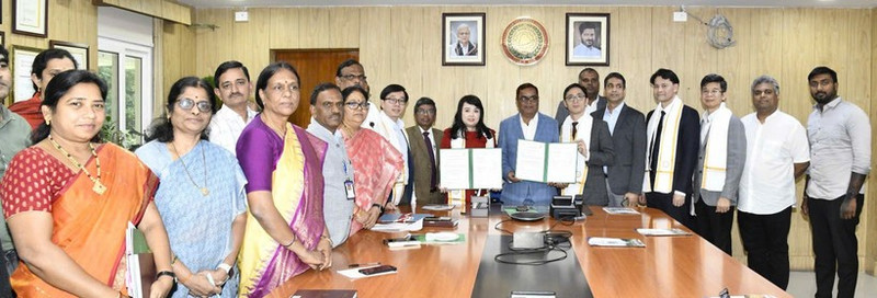 Общий вид церемонии подписания меморандума о взаимопонимании.