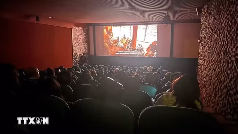 Один из фильмов, представленных на церемонии открытия кинофестиваля. (Фото: ВИА)