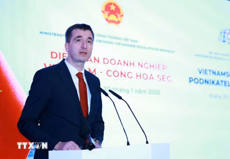 Министр промышленности и торговли Чехии Лукаш Влчек. Фото: ВИА