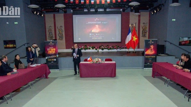 Общий вид беседы.