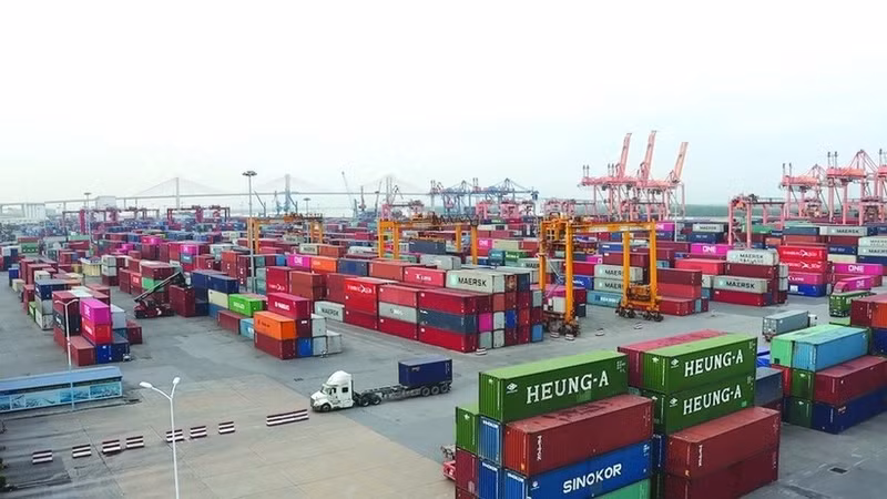 Вьетнам входит в топ-15 торговых держав мира. (Фото: dantri.com.vn)