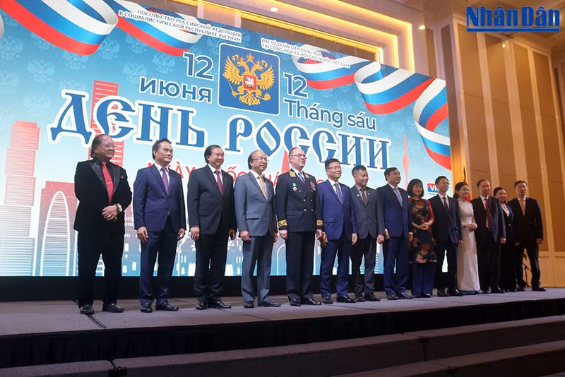 Участники мероприятия. Фото: Нгок Чунг