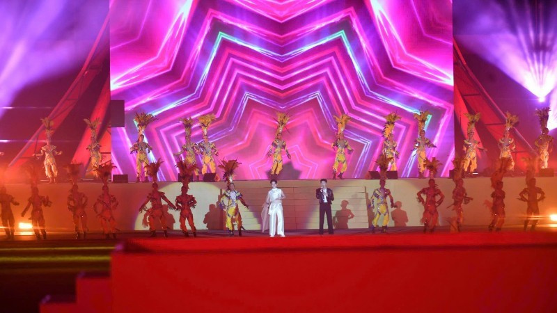 Художественная программа на церемонии закрытия ASEAN Para Games 13.