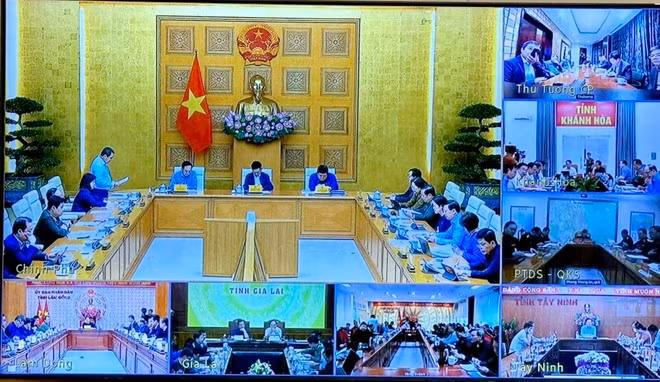 Помимо пункта в доме Правительства и четырёх пунктов в Зялай, Кханьхоа, Даклак и Ламдонг, были также подключены пункты в Тейннинь и 5-м Военном округе. (Фото: ВИА)