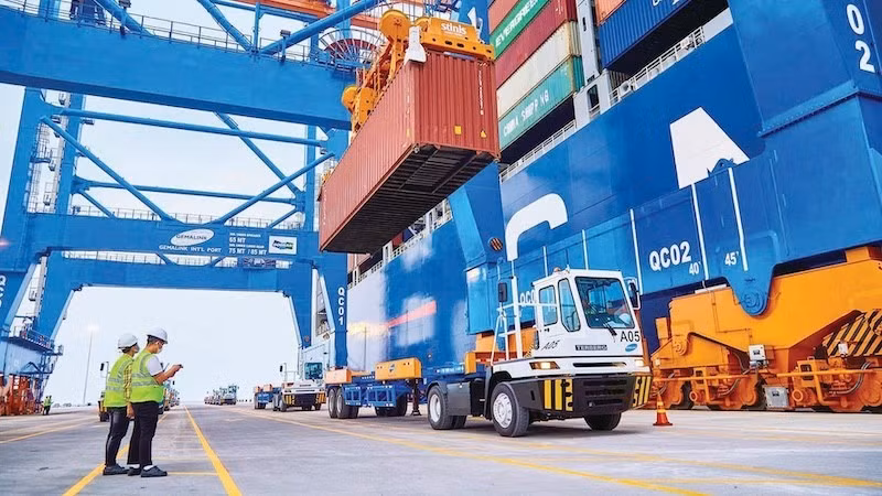 Экспорт и импорт Вьетнама продемонстрировали стремительный рост.