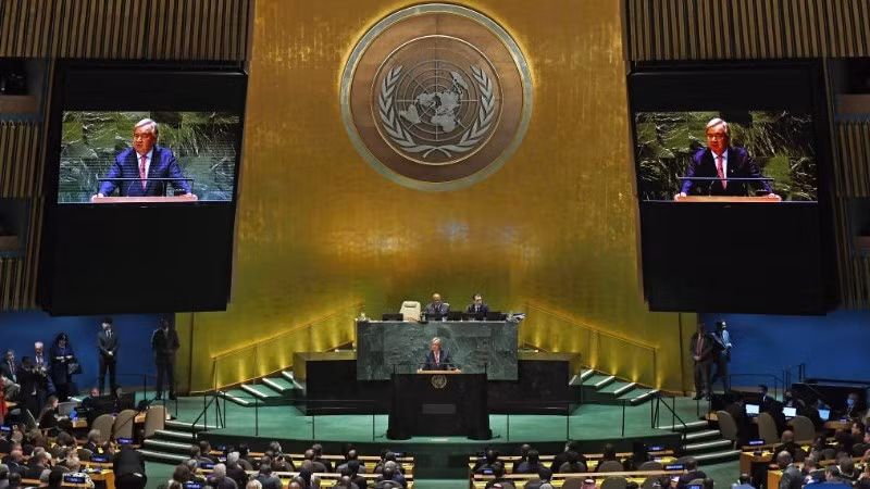 Генеральный секретарь ООН Антониу Гутерриш выступает на заседании Генеральной Ассамблеи ООН в штаб-квартире в Нью-Йорке. Фото: Синьхуа