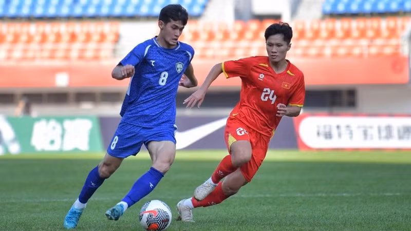 Сборная U22 Вьетнама уступила сборной U22 Узбекистана со счетом 0:1. (Фото: Федерация футбола Вьетнама)