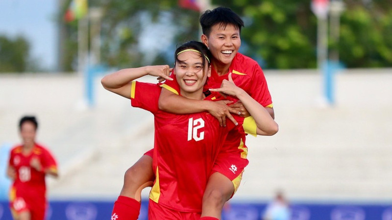 Хай Йен и Бить Тхюи забили по два мяча за женскую сборную Вьетнама. (Фото: Т.Хай)