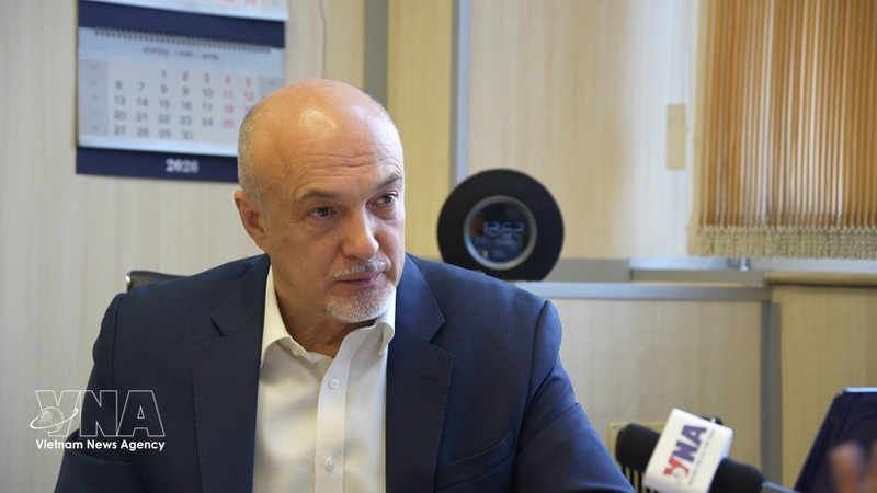 Доктор Олег Германович Румянцев даёт интервью Вьетнамскому Информационному Агентству в России. (Фото: ВИА)