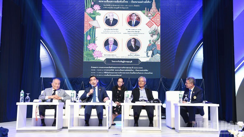 Беседа на тему «Роль тайцев вьетнамского происхождения: Устойчивый мост для отношений Таиланда и Вьетнама». (Фото: Суан Шон)