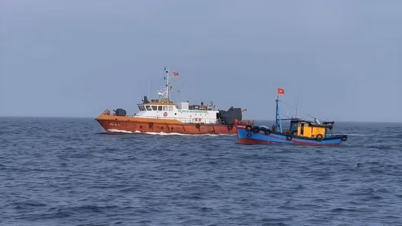 Власти проводят патрулирование и мониторинг рыболовных судов в море. (Фото: ВИА)