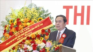 Председатель НС Чан Тхань Ман запускает движение патриотического соревнования на период 2025–2030 годов. (Фото: ВИА)