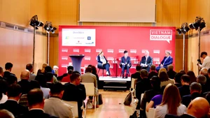 Участники форума обсудили ключевые темы, формирующие будущее экономического сотрудничества Вьетнама и ЕС. (Фото: ВИА)