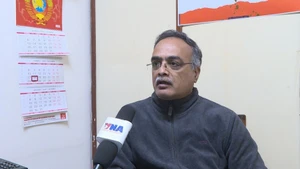 Р. Арун Кумар, член Центрального комитета и заведующий Отделом внешних связей Коммунистической марксистской партии Индии (КМП), отвечает на вопросы корреспондента ВИА. (Фото: ВИА)