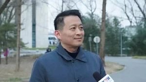 Профессор Цюй Цян работает в Центральном университете по делам национальностей Китая.