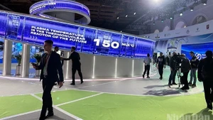 Стенды на Российской энергетической неделе. (Фото: Тхюи Ван)