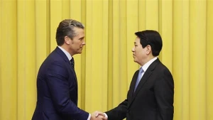 Президент Лыонг Кыонг принимает Министра войны США Пита Хегсета. (Фото: ВИА)