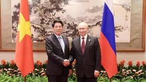 Президент Лыонг Кыонг встретился с Президентом Российской Федерации Владимиром Путиным. (Фото: ВИА)