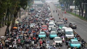 Электрические транспортные средства всё чаще появляются на дорогах города Хошимин. (Фото: ВИА)