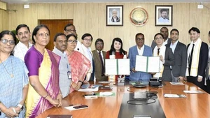 Общий вид церемонии подписания меморандума о взаимопонимании.