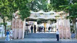 Выставка «Human Act Prize 2025»: Пространство, распространяющее любовь и человеческое милосердие