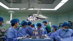 Впервые на дельте Меконга выполнены пересадки почек донора с диагнозом «смерть мозга». (Фото: ВИА)