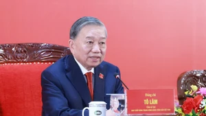 Генеральный секретарь То Лам проводит пресс-конференцию. (Фото: ВИА)