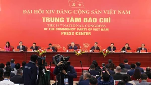 Генеральный секретарь То Лам проводит пресс-конференцию. (Фото: ВИА)