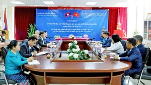 Стороны проводят переговоры.