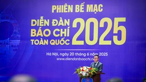 Закрытие Национального форума прессы 2025 года. Фото: Тхань Дат