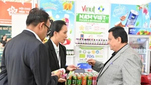 Первая Осенняя ярмарка-2025 является площадкой деловых контактов для компаний со всего мира. (Фото: ВИА)