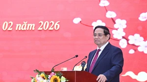 [Фото] Премьер-министр Фам Минь Тьинь посетил Вьетнамскую академию общественных наук