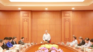 Генеральный секретарь То Лам председательствует на рабочем совещании с Канцелярией ЦК КПВ и консультативно-вспомогательными органами. (Фото: ВИА)