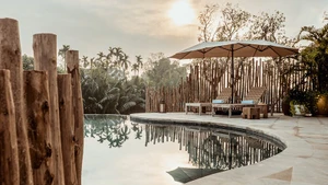 Уголок отеля Namia River Retreat. Фото: luxuo.vn