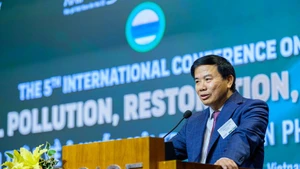 Профессор Хоанг Чунг Тхам (Обернский университет, США), председатель организационного комитета конференции. Фото: ICISE