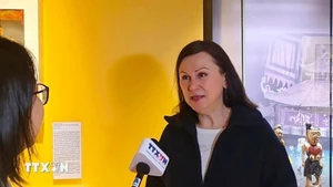 Альбина Легостаева дает интервью корреспонденту ВИА в РФ по вопросам стратегии развития культуры и человека. Фото: ВИА