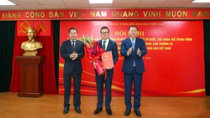 Товарищ Ле Куок Минь назначен на должность Секретаря Центрального парткома CЖВ.