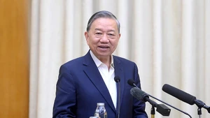 Генеральный секретарь ЦК КПВ То Лам выступает на мероприятии. Фото: Данг Кхоа