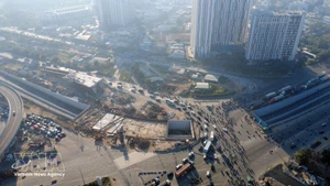 Проект транспортной развязки Анфу является местом пересечения ключевых транспортных артерий, таких как подъездная дорога к автомагистрали Хошимин – Лонгтхань – Заузяй, магистрали Май Тьи Тхо и Лыонг Динь Куа, а также системы соединения с районом портов Катлай – Фухыу. Фото: ВИА